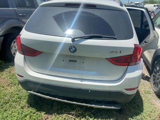 2015 BMW X1 xDrive28i - Exterior Rear Center Image